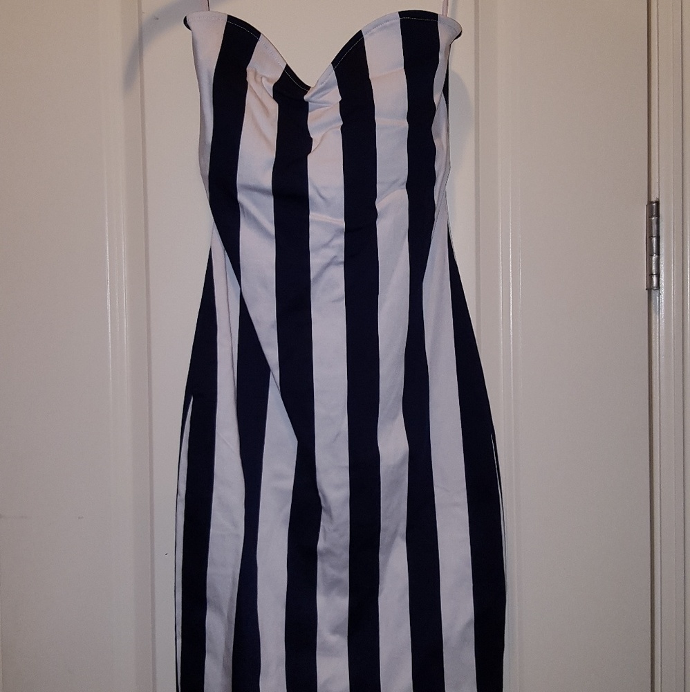 Striped fitted dress